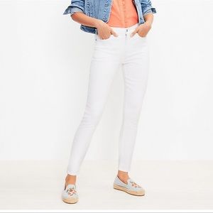 Loft Relax skinny white jeans